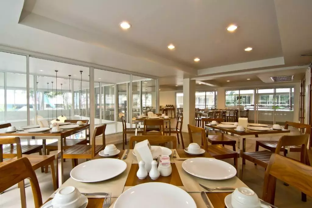 Sunshine Hotel and Residences